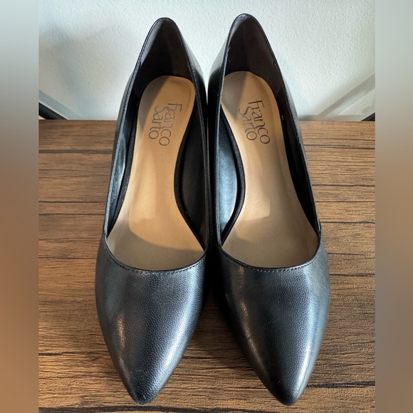 Franco Sarto Frankie Black Leather Wedge Pump - Size 6 Wide - Picture 2 of 7